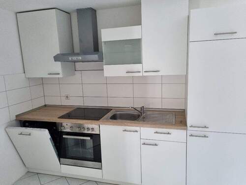 20231205_120047_resized.jpg - Schöne 3 Raumwohnung mit Einbauküche