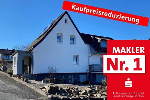 Kaufpreisreduzierung / Straßenansicht - Ortsrandlage! Einfamilienhaus mit großzügigem Grundstück