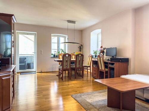 Großzügiger Wohnbereich - 