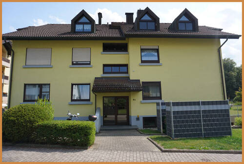 Ansicht Hauseingang - 3 Zimmer Etagenwohnung in Zell am Harmersbach