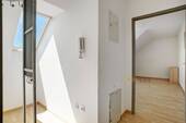 Blick in den Wohnraum - Etagenwohnung mit 28,00 m² in Höchstädt an der Donau zum Kaufen