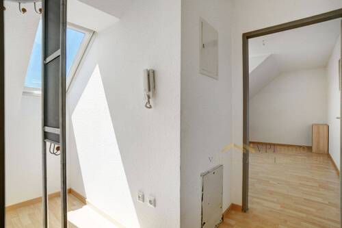 Blick in den Wohnraum - Etagenwohnung mit 28,00 m² in Höchstädt an der Donau zum Kaufen
