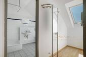 Blick ins Bad/Diele - 