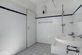 Helles Duschbad - 