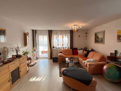 Wohnen EG - Mehrfamilienhaus, Wohnhaus mit 246,00 m² in Brunn zum Kaufen