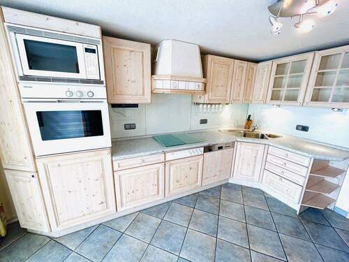 Im Erdgeschoss - Ihre (Einbau)küche - 