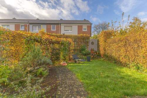 Haus & Gartenansicht - 