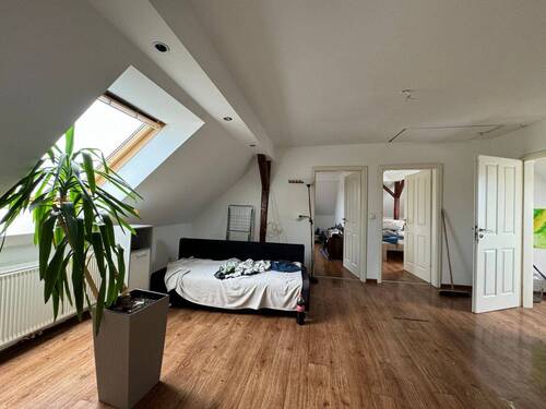 Wohnung Dachgeschoss - 