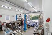 große Garage - 