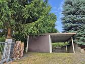 Garage im vorderen Grundstücksbereich - 
