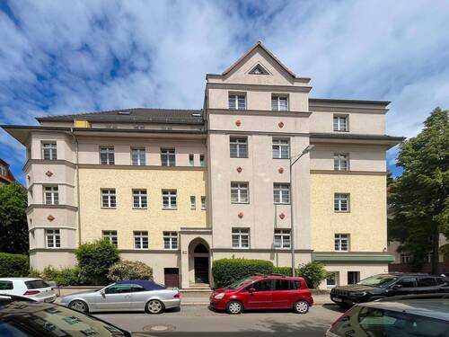 Gepflegtes Gebäude - 