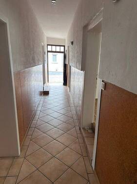 Flur (1).jpeg - 4 Zimmer Etagenwohnung zur Miete in Fritzlar