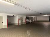 2 ebenerdige Tiefgaragenstellplätze - 