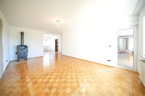 Wohnen_Essen - 4 Zimmer Etagenwohnung in Würzburg