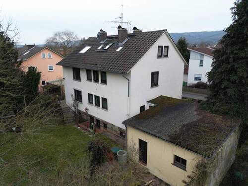 Rückansicht - Mehrfamilienhaus, Wohnhaus mit 175,80 m&sup2; in Kassel zum Kaufen