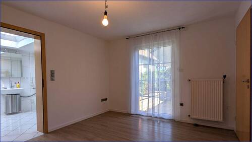 Schlafzimmer (Haus 2) - 