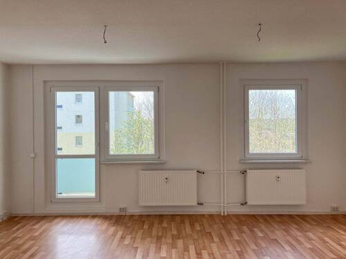 Wohnzimmer - 2 Zimmer Etagenwohnung zur Miete in Zschopau
