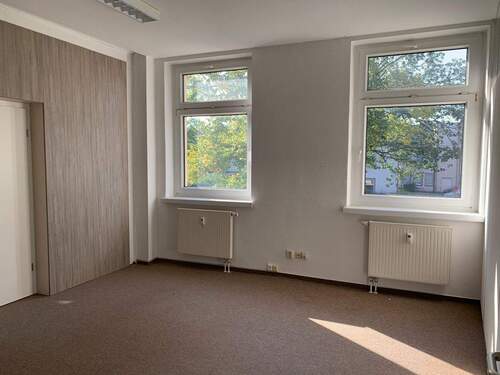 Zimmer - 4 Zimmer Büro in Cottbus