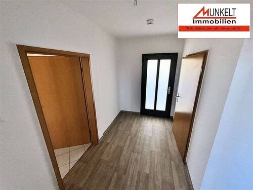 Flur - 2 Zimmer Etagenwohnung in Zeitz