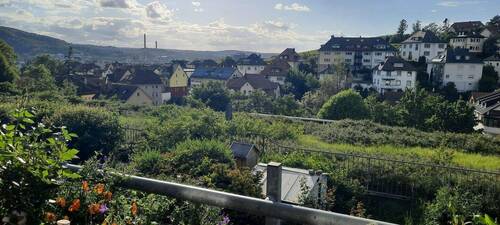 Bild 1 - Attraktive 3-Zimmer Wohnung in fantastischer Aussichtslage auf Stuttgart