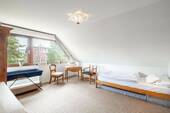 Zimmer 2 im Obergeschoss - 