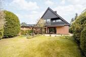 Außenansicht - 7 Zimmer Einfamilienhaus zum Kaufen in Lübeck