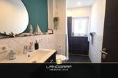 Gäste WC mit Dusche - 