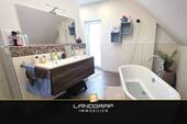 Bad im Dachgeschoss - 