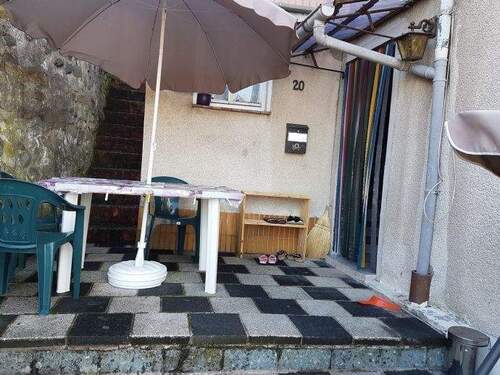 Terrasse vor der Haustür - 