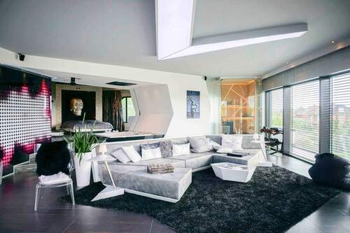 8 Wohn- und Schlafbereich mit Sauna - 