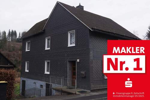 Straßenansicht - Einfamilienhaus mit viel Platz für die ganze Familie