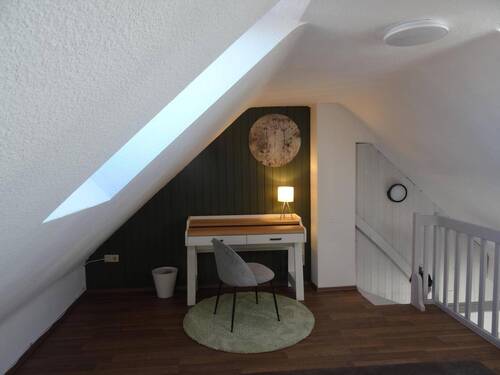 Arbeitsecke mit ausziehbarem S - 