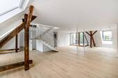 Blick in die Luxus-Dachterassenwohnung - 3 Zimmer Etagenwohnung in München