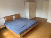 Schlafzimmer Richtung Eingang.jpg - 