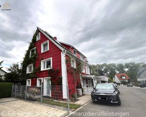 Hausansicht Seitlich - Neuer Preis! Geräumige Wohnung mit großem Balkon -Neckartailfingen