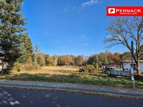 Das Grundstück - Bau Dein Projekt - Guter Platz in beliebtem Ort mit guter Anbindung an A12 und RE1