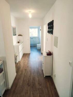 Flur - Etagenwohnung mit 120,00 m&sup2; in Laichingen zum Kaufen