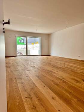 20250415_090406213_iOS - 2-Zimmer-Wohnung in idealer Lage ab sofort zu vermieten!