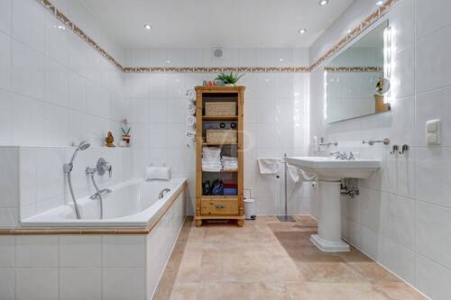 Badezimmer im toskanischen Stil - 