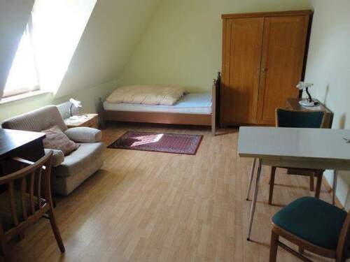 Zimmer - andere Wohnungstypen in Erlangen