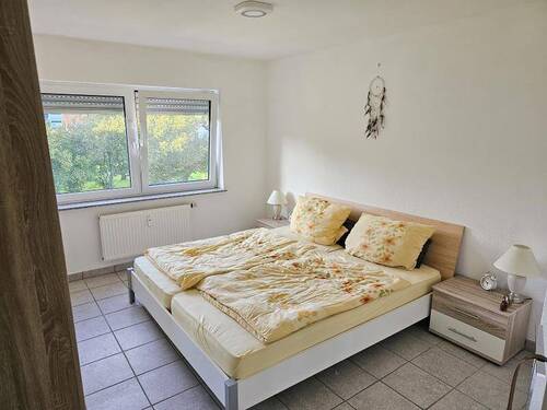 Schlafzimmer - Etagenwohnung mit 79,00 m² in Westerburg zur Miete