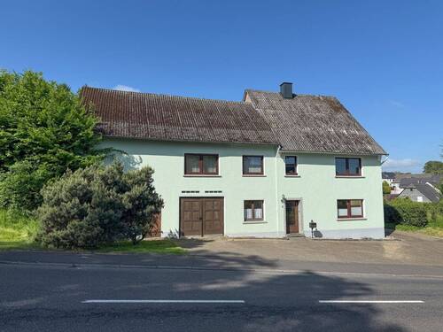 Straßenansicht - 5 Zimmer Einfamilienhaus in Höchstenbach
