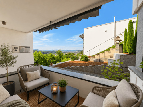 Terrasse Hauptwohnung visualisiert.png - Etagenwohnung mit 224,00 m&sup2; in Waldshut-Tiengen zum Kaufen