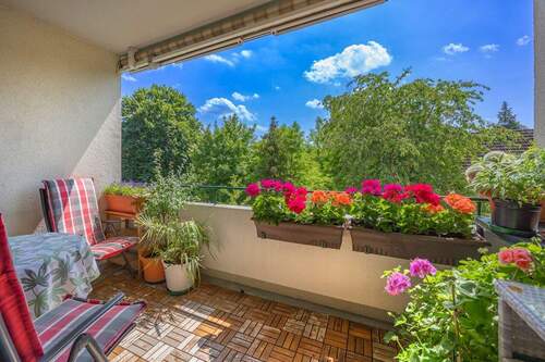 Loggia - BEZUGSFREI! IDEAL GESCHNITTENE 3-ZI.-WOHNUNG MIT LOGGIA UND STELLPLATZ IN GAUTING