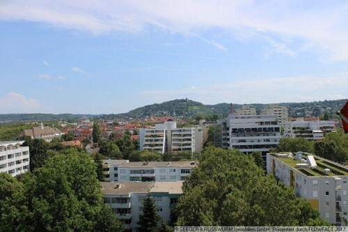 Aussicht - Großzügige Zweizimmerwohnung mit Turmbergblick!