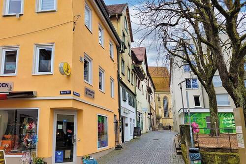 Blick die Straße hoch - Gewerbeobjekt (Büro, Produktion, Verkauf) in Schorndorf zum Kaufen
