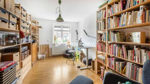Büro 1 - 