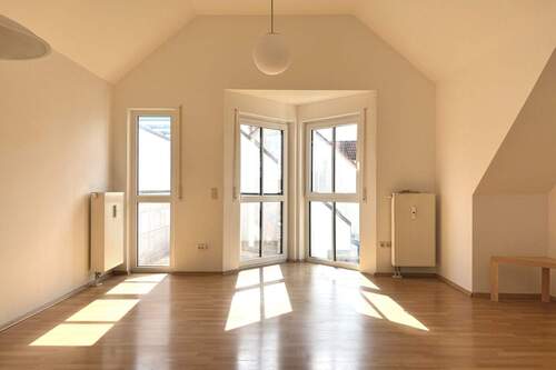 Wohnzimmer - 2 Zimmer Etagenwohnung in Kaufering