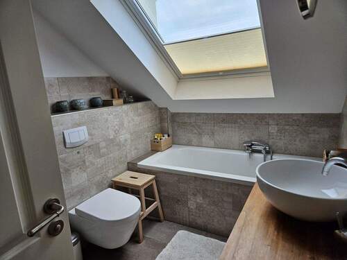 Badezimmer/ Dusche OG - 