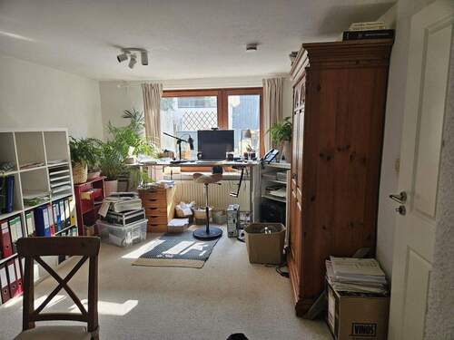 Zimmer Süd/ Ost Souterrain - 